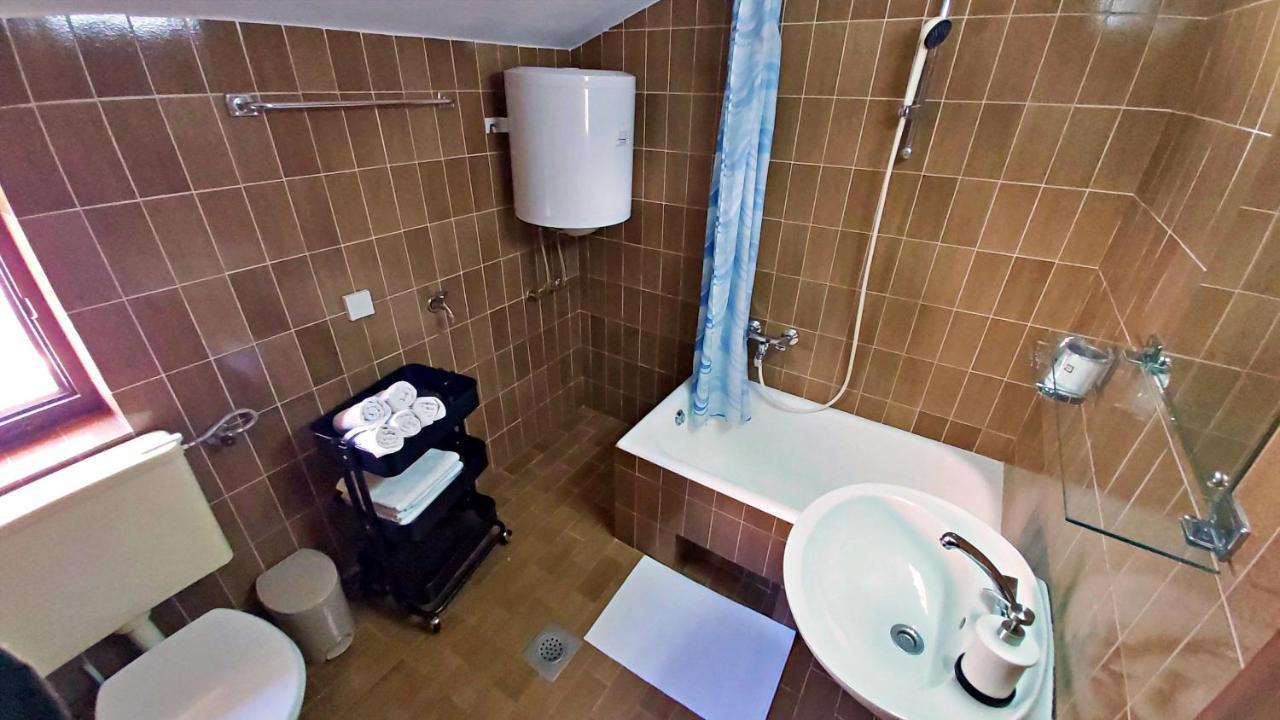 Apartment Roscic オミシュ エクステリア 写真
